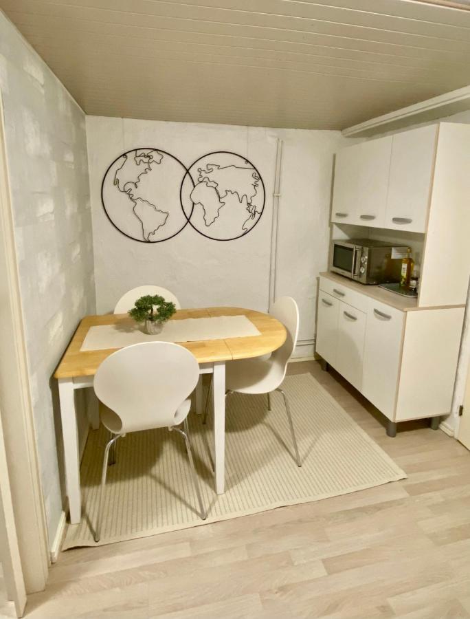 Lower Floor Of 50 Sqm In Nice Villa With Parking Stockholm Exteriör bild