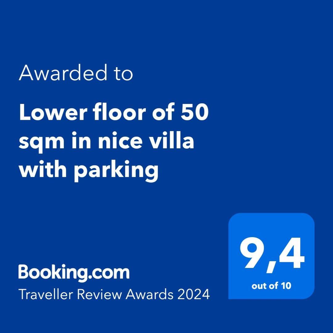 Lower Floor Of 50 Sqm In Nice Villa With Parking Stockholm Exteriör bild